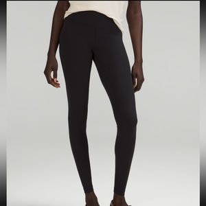 SOLD‼️Lululemon Black Align Leggings- Size 10